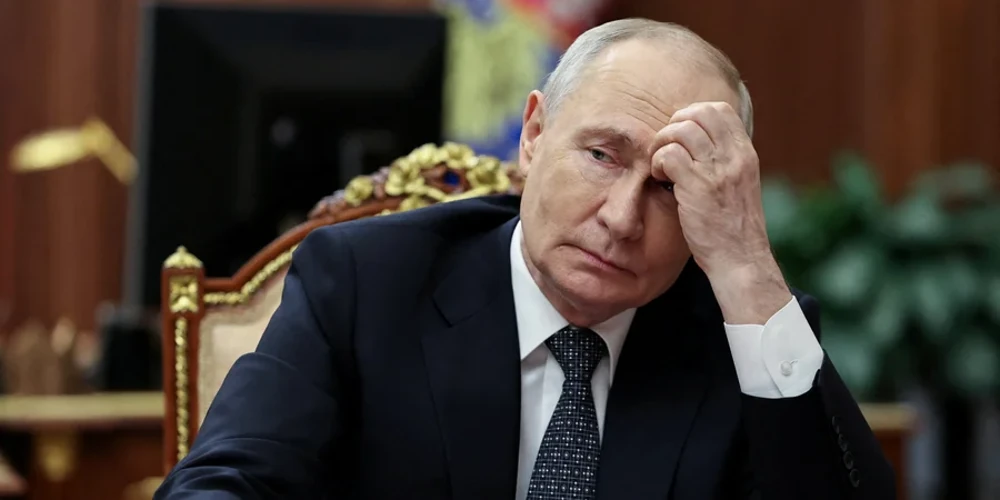 Токаєв на зустрічі з Путіним в Омську запропонував заморозити війну в Україні